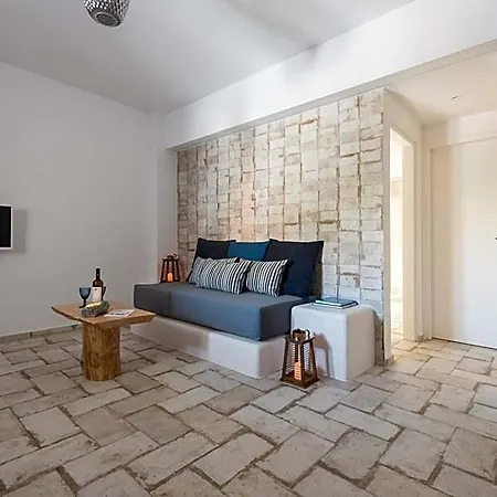 Elia Residences Santorini ホテル