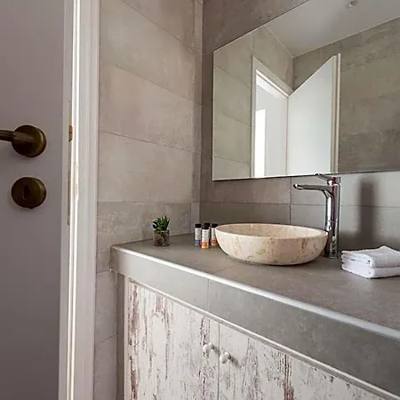 ホテル Elia Residences Santorini 4*