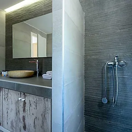Elia Residences Santorini 4*